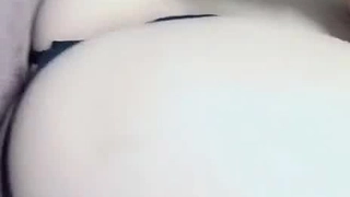 闺蜜3P大乱斗一手绝活剪刀腿