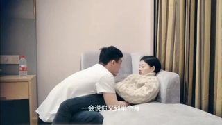 顶级身材爆乳美女大战跪在地上吸吮舔屌 ，极品美腿后入深插骚逼 ，黑丝袜高跟鞋极度诱惑 ，淋浴房交激情爆操