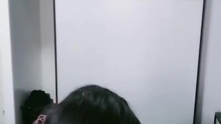 少女业余爱好者被女佣婊子操屁股