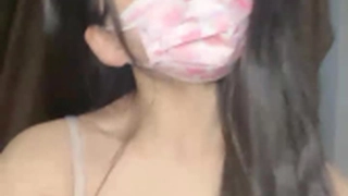 大胸部的泰国少女在按摩院里POV口交并被狠狠地操