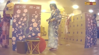 MTALL-069 学校中の男にパンチラ焦らしする生意気デカ尻女子校生を、ドン引きするほどの激ピストンで何度もイ