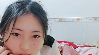 真空赴约被尾随偷窥骚逼都湿透了！点赞300收藏支持发精彩后续
