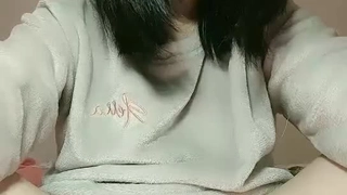 极品美女中韩混血网红超诱惑性爱私拍 诱惑口交剥开包皮用力吸舔这感觉棒极了 无套后入冲刺浪叫 高清720P完整版