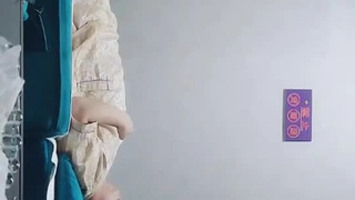 MOGI-042 人生はじめてのナマ中出ししちゃいましたっ♪ 初めて尽くしの生ハメSEXに大興奮！ヤバいくらいイキすぎちゃったw 皆瀬あかり（仮）