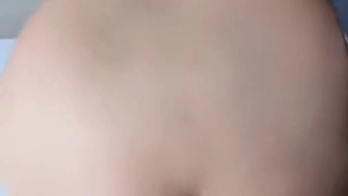 吞掉套子里的精液两位大哥把淫妻干爽了